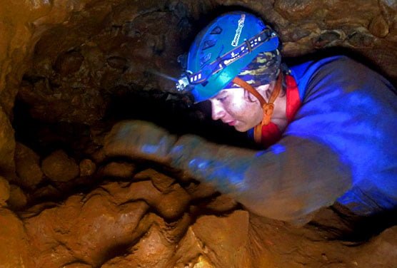 Wycieczki po jaskiniach - turystyka jaskiniowa - jaskinia wpierdolu