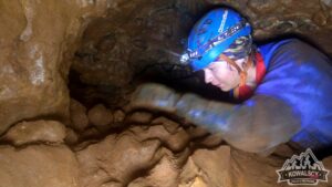 jaskinia wpierdolu - wycieczki jaskiniowe z przewodnikiem - krakow