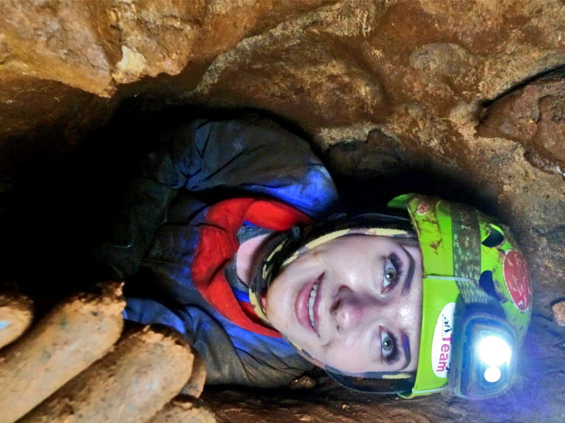 Wycieczki po jaskiniach z przewodnikiem